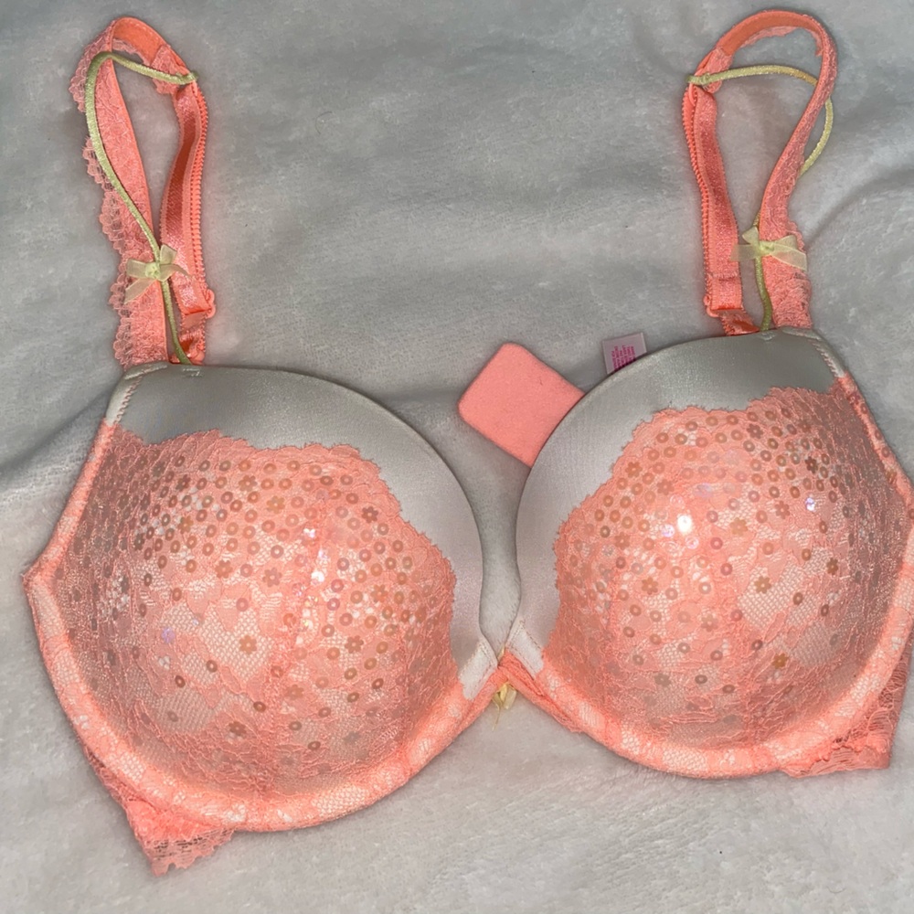 Sequin Lace Push-Up Bra - Peach and Cream